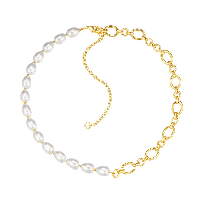 Baroque asymmetric necklace