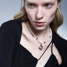 Load image into Gallery viewer, Ripples Gem Heart Pearl Necklaces
