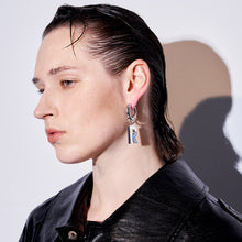 Load image into Gallery viewer, Round ear buckle and drip glaze letter pendant white gold set
