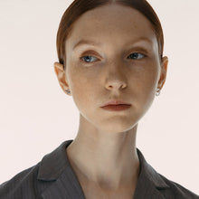 Load image into Gallery viewer, X asymmetric earrings
