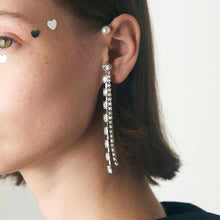 Load image into Gallery viewer, Tassel ear hanging single
