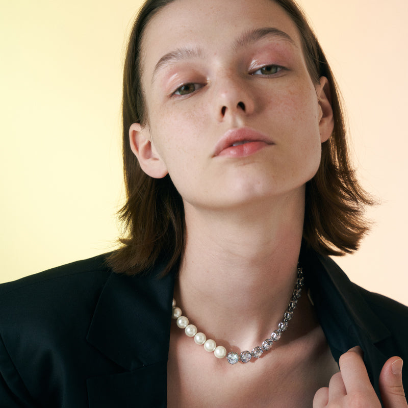 Pearl large round diamond necklace