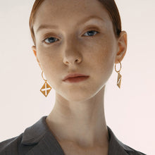 Load image into Gallery viewer, X hollow square earrings
